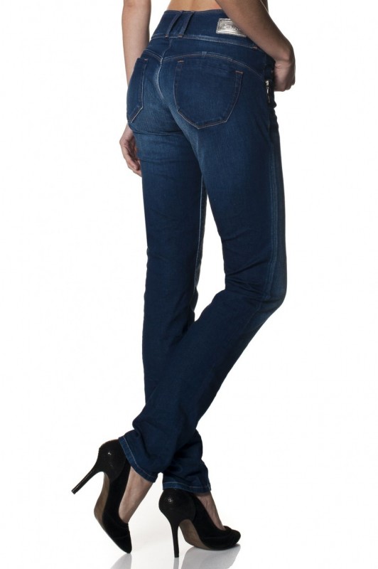 Джины для ольшой попы