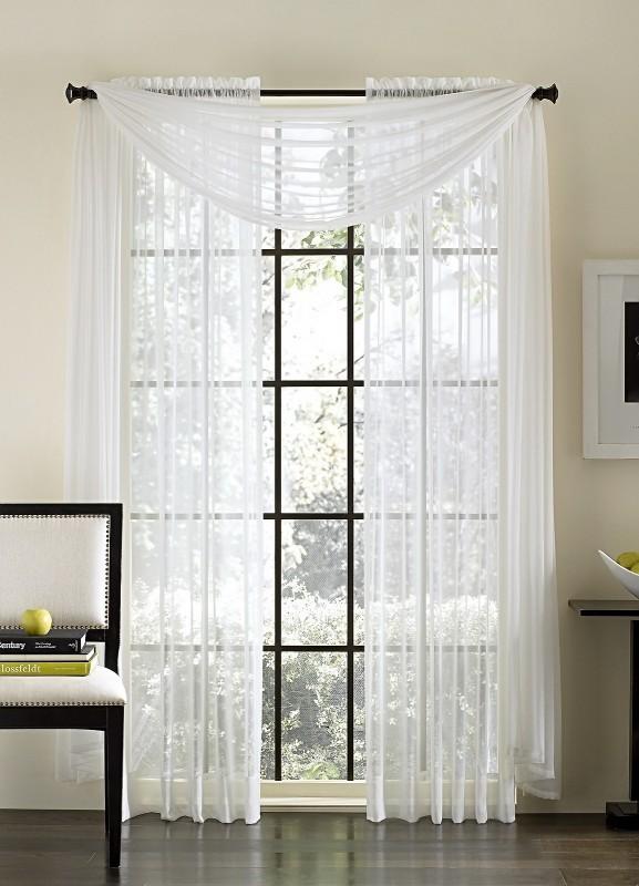 Легкие занавески с ламбрекеном