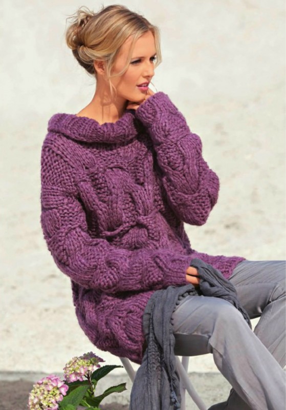 Объемный свитер